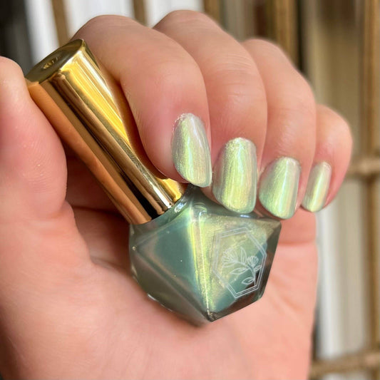 Inspiration - Glowing Shimmer Jade Green - Nail Polish