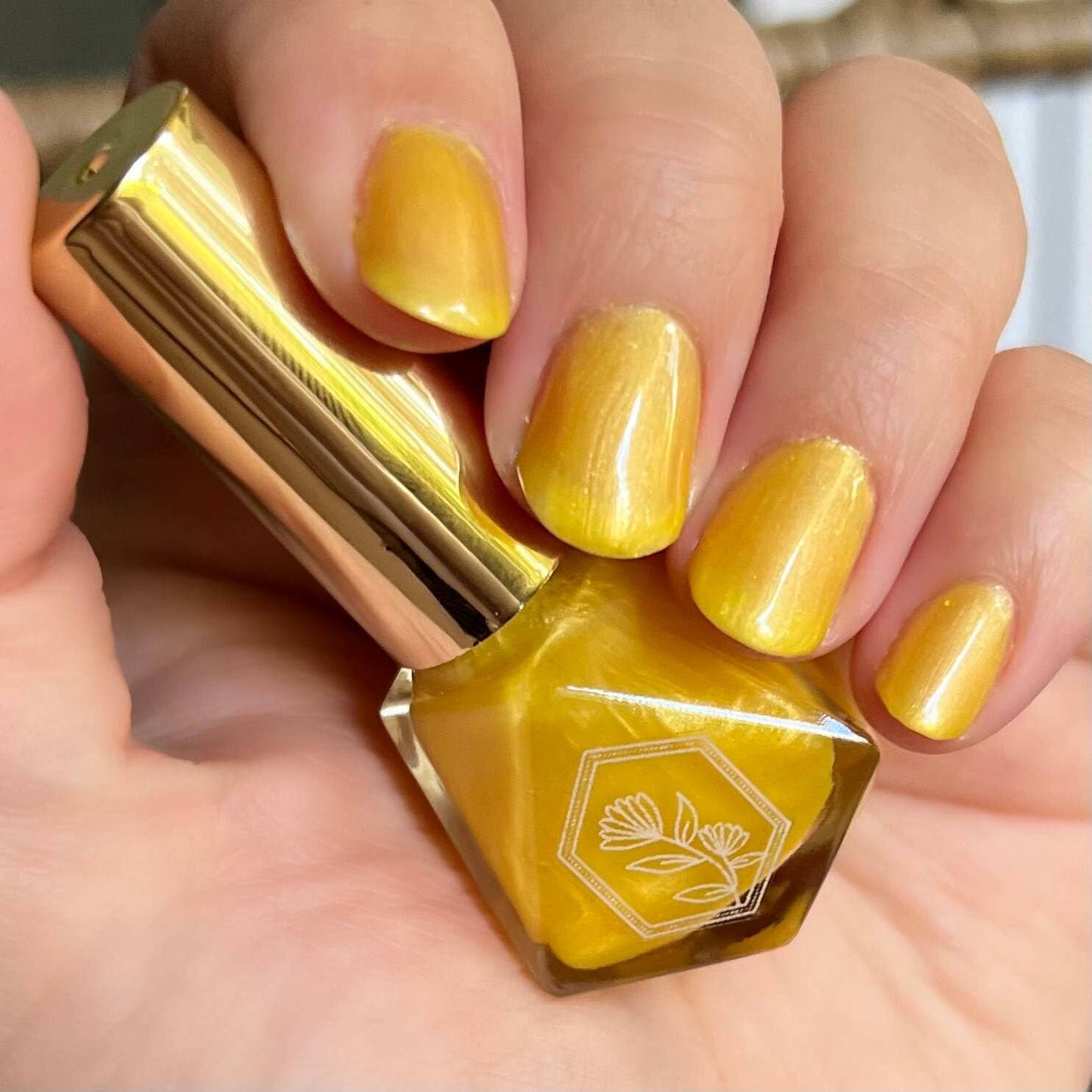 Lemon Tart - Jelly Shimmering Yellow - Nail Polish