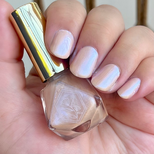 Pom Pom Pearl - Champagne Pearl Blue Shimmer - Nail Polish