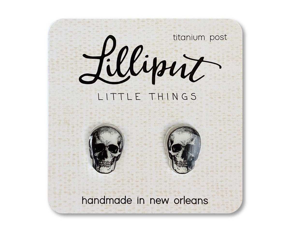 Skull Earrings // Halloween Witchy Style