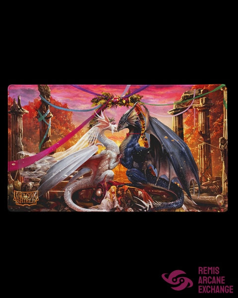 Dragon Shield Playmat: 2023 Valentine Dragons